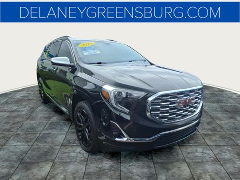 Used 2020 GMC Terrain Denali w/ Denali Premium Package AWD/4WD image 1