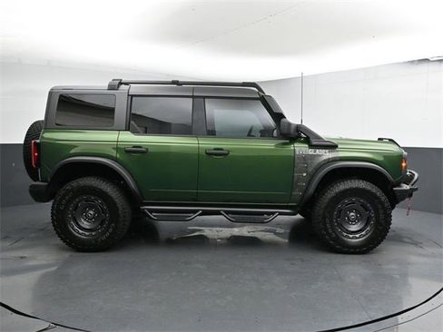 Used 2024 Ford Bronco Everglades image 15