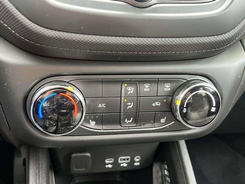 Certified 2023 Chevrolet TrailBlazer LT image 28