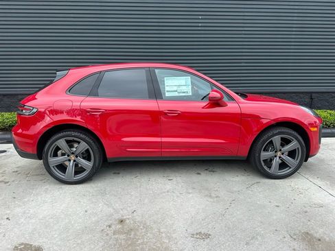 Used 2026 Porsche Macan Turbo AWD/4WD image 10