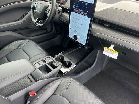 New 2025 Ford Mustang Mach-E Premium image 13
