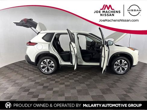 Certified 2023 Nissan Rogue SV image 13