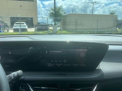 Used 2025 Buick Encore GX Preferred FWD image 20