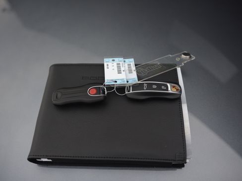 Certified 2025 Porsche 911 Carrera T image 33