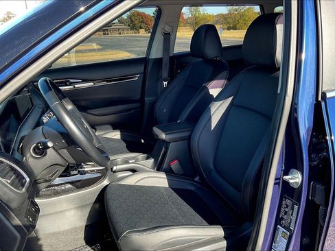 Used 2024 Kia Seltos EX image 7