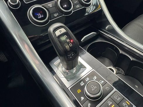 Used 2016 Land Rover Range Rover Sport Supercharged AWD/4WD image 31