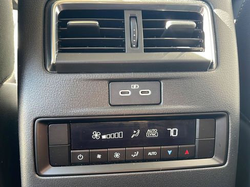 Used 2024 MAZDA CX-90 3.3 Turbo w/ Preferred Plus AWD/4WD image 35