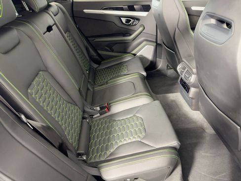 Used 2020 Lamborghini Urus image 29