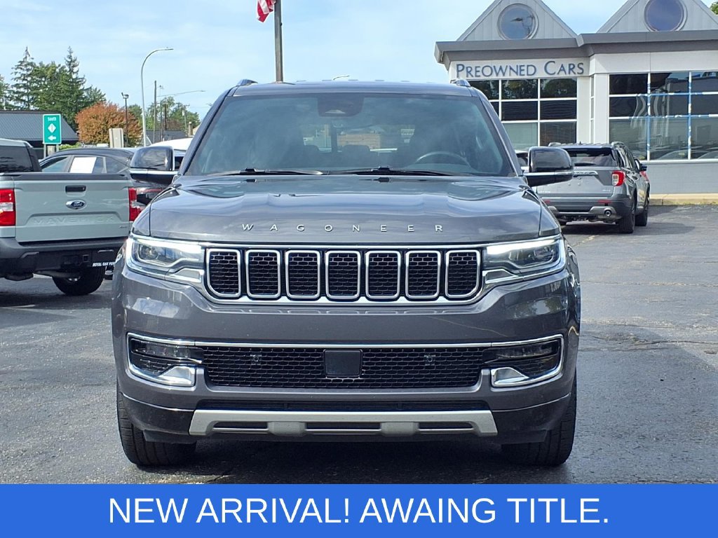 Used 2024 Jeep Wagoneer L Series II w/ Flexible Seating Group AWD/4WD image 25