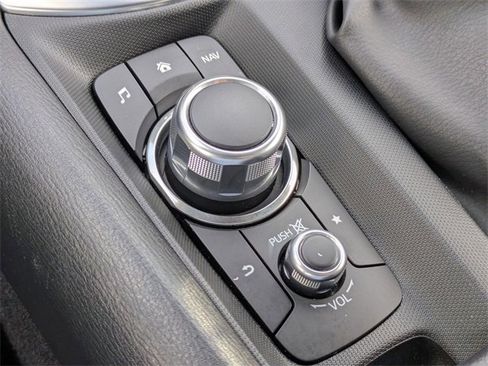 Used 2019 MAZDA MX-5 Miata RF Grand Touring image 21