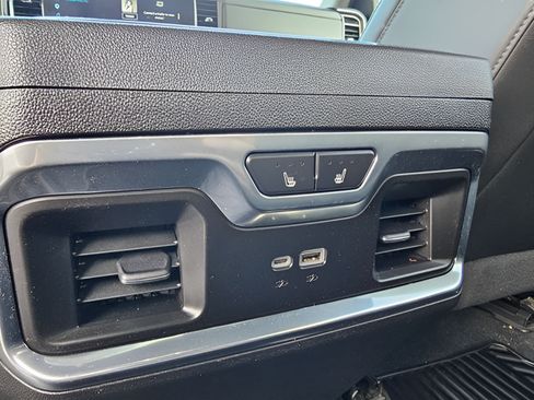 Certified 2025 Chevrolet Silverado 3500 LTZ w/ LTZ Convenience Package AWD/4WD image 11
