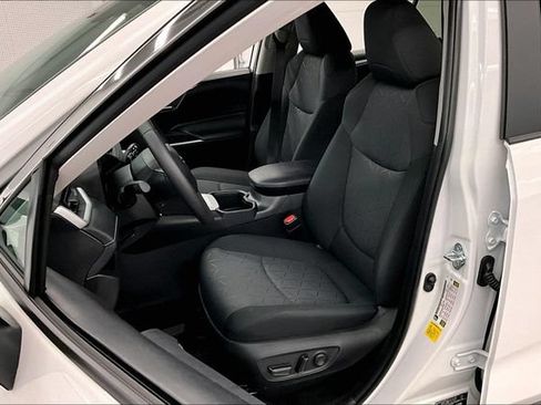 Used 2025 Toyota RAV4 XLE w/ Convenience Package AWD/4WD image 24