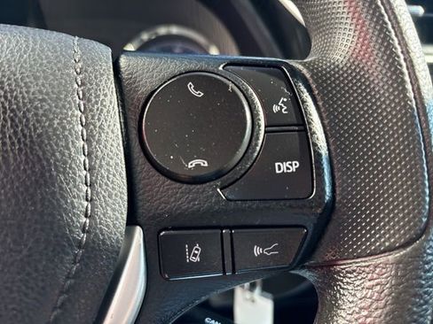 Used 2019 Toyota Corolla L image 16