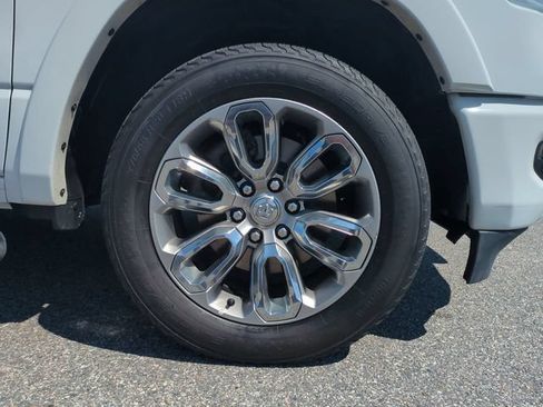 Used 2022 RAM 1500 Laramie w/ Sport Appearance Package AWD/4WD image 11