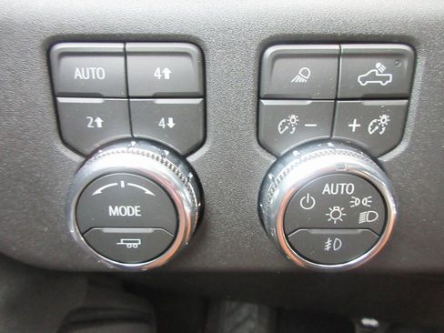 New 2026 GMC Sierra 1500 SLT w/ SLT Premium Plus Package image 18