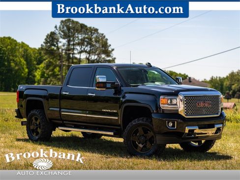 Used 2015 GMC Sierra 2500 Denali w/ Duramax Plus Package image 1