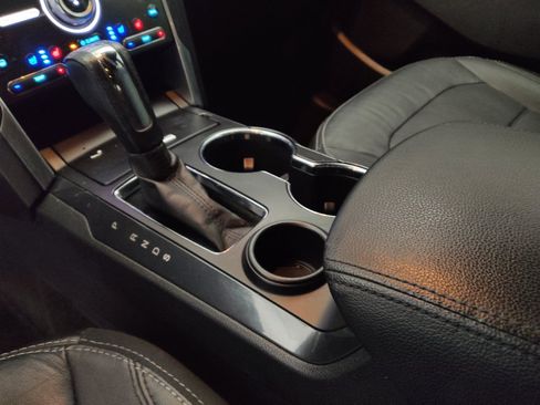 Used 2017 Ford Explorer Limited FWD image 26
