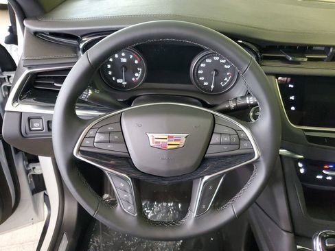 New 2026 Cadillac XT5 Premium Luxury w/ Driver Assist Package FWD image 18