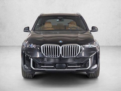 Used 2026 BMW X5 xDrive40i w/ Climate Comfort Package AWD/4WD image 2