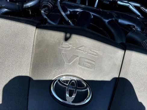 Used 2022 Toyota Highlander Platinum AWD/4WD image 33