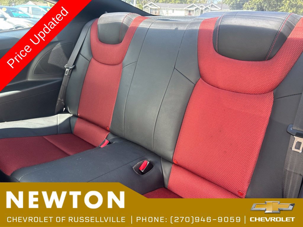 Used 2012 Hyundai Genesis 3.8 RWD image 19