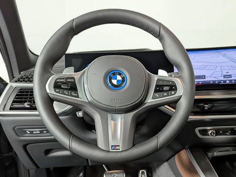New 2026 BMW X5 xDrive50e w/ M Sport Package AWD/4WD image 25