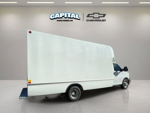 New 2025 Chevrolet Express 3500 w/ Power Convenience Package image 5