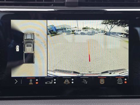 Used 2024 GMC Sierra 1500 Denali AWD/4WD image 32