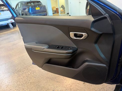 Used 2025 Kia K4 FWD image 18