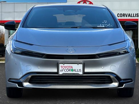 New 2026 Toyota Prius Plug-In Hybrid image 3
