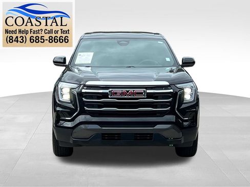 Used 2026 GMC Terrain Elevation FWD image 2