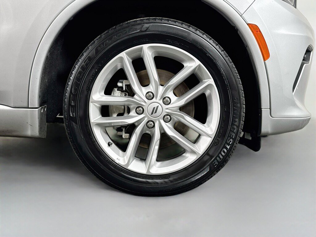 Used 2025 Dodge Durango GT AWD/4WD image 43
