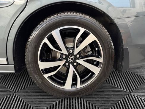 Used 2018 Honda Odyssey Elite image 31