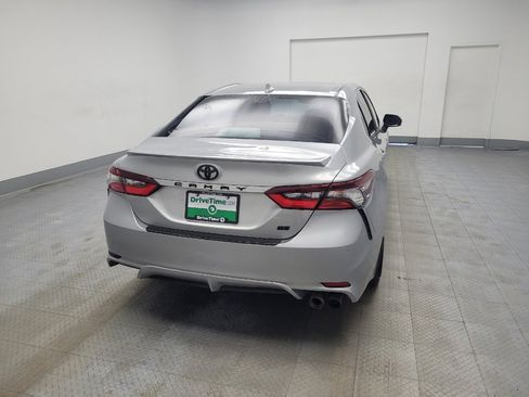 Used 2022 Toyota Camry SE image 7