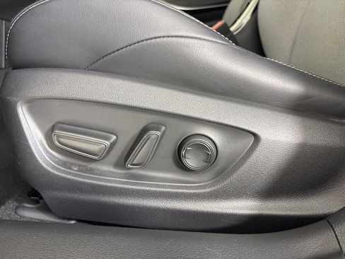 Used 2022 Toyota Corolla XSE FWD image 16