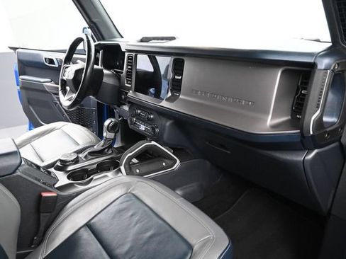 Used 2022 Ford Bronco Outer Banks AWD/4WD image 14