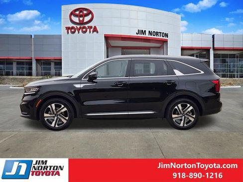 Used 2023 Kia Sorento EX AWD/4WD image 4