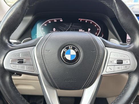 Used 2020 BMW X7 xDrive40i w/ Premium Package AWD/4WD image 11