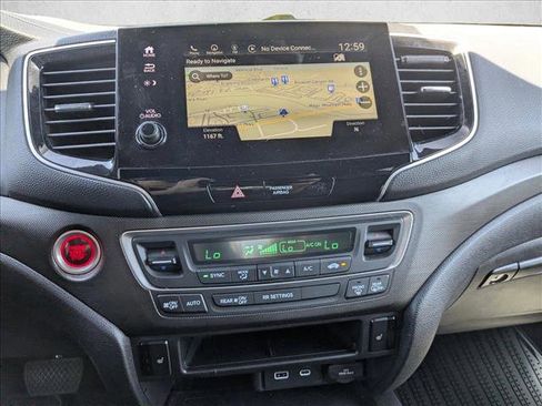 Used 2024 Honda Passport TrailSport image 15