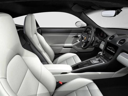 Certified 2018 Porsche 718 Cayman GTS RWD image 5
