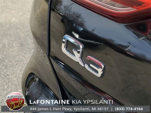 Used 2023 Audi Q3 2.0T Premium w/ 19" Wheel Package image 9