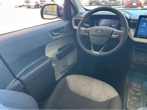 Used 2025 Ford Maverick XLT w/ XLT Luxury Package image 13