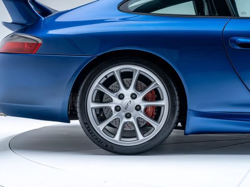 Used 2004 Porsche 911 GT3 image 40