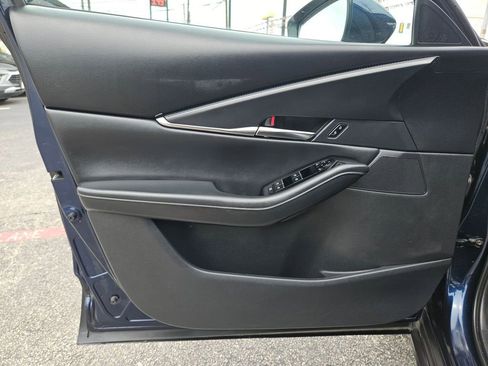 Used 2025 MAZDA CX-30 AWD 2.5 S w/ Preferred Package image 14