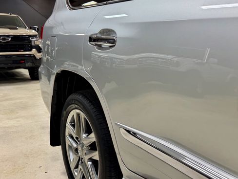 Used 2013 Lexus LX 570 4WD image 15