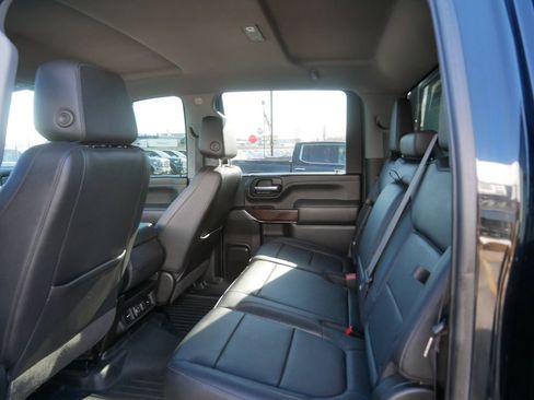 Used 2022 GMC Sierra 2500 SLT image 18