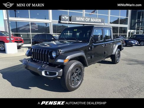 Used 2023 Jeep Gladiator Sport image 1