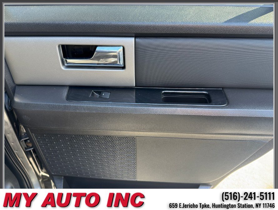 Used 2012 Ford Expedition Limited AWD/4WD image 31
