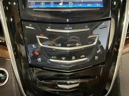 Used 2016 Cadillac Escalade ESV Premium image 22