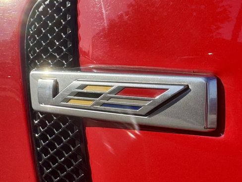 Used 2019 Cadillac CTS V w/ Carbon Fiber Package RWD image 10